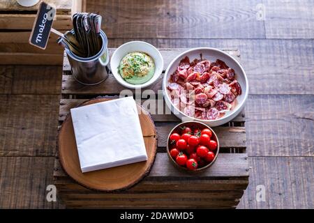 Belgium restaurant no people coronavirus covid19 reopening new normal surviving catering fine dining indoors tablewear cutlery cozy place michelin Stock Photo