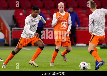AMSTERDAM, NETHERLANDS - NOVEMBER 15: Denzel Dumfries of the Netherlands, Davy Klaassen of The Netherlands during the UEFA Nations League match between Netherlands and Bosnia and Herzegovina at Johan Cruijff Arena on november 15, 2020 in Amsterdam, Netherlands (Photo by Marcel ter Bals/Orange Pictures) Stock Photo