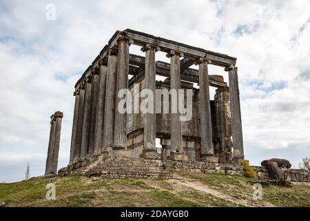 Aizonai antic city ruins with Zeus temple. Aizanoi ancient city in Cavdarhisar, Kutahya, Turkey Stock Photo