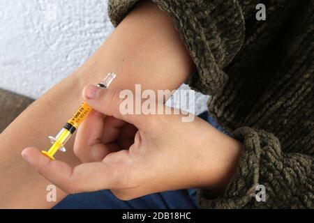 vaccine for covid 19 corona virus to child Stock Photo