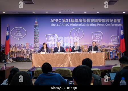 Taipei, Taiwan. 16th Nov, 2020. The board of the press conference seen answering the media questions ahead of the 31st Asia-Pacific Economic Cooperation (APEC) meeting. Taipei, Taiwan. November 16, 2020. (Photo by Walid Berrazeg/Sipa USA) Credit: Sipa USA/Alamy Live News Stock Photo