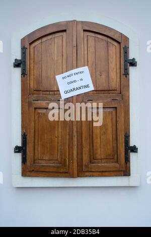 the sign with the prohibition of entry for quarantine from the Covid 19 Stock Photo