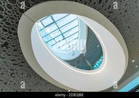 interior of shopping center in the central station of Vienna Stock Photo