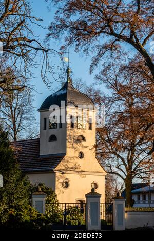 Dorfkirche Kladow im Winter, Berlin-Kladow, Deutschland, village church Berlin-Kladow in winter, Germany Stock Photo