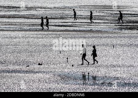 Weston-super-Mare, North Somerset, UK. 14th September 2020. Thousands of day trippers converge on Weston-super-Mare to enjoy a warm September as the ' Stock Photo