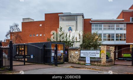 Hughes Hall College Cambridge adjacent to Fenners Cricket Ground in  Cambridge. Hughes Hall is part of the University of Cambridge, founded in 1885. Stock Photo