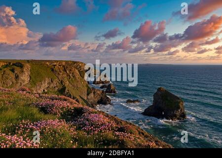 Sunset at bedruthan on the north coast of cornwall Stock Photo