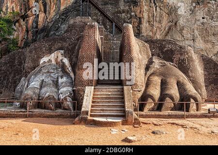 Famous Sri Lankan tourist landmark - lion's paws pathway on Sigiriya rock, Sri Lanka Stock Photo