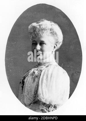 The portrait shows Empress Augusta Victoria in 1908. Stock Photo
