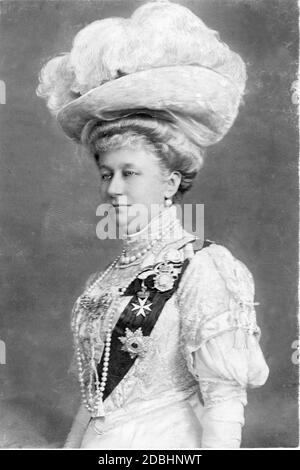 The portrait shows Empress Augusta Victoria in the year 1907. Stock Photo