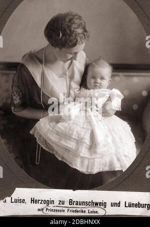 The portrait shows Duchess Viktoria zu Braunschweig-Lueneburg (born of Prussia) with her daughter Princess Friederike Luise of Hanover (later Queen of Greece). Undated photo, taken around 1917. Stock Photo