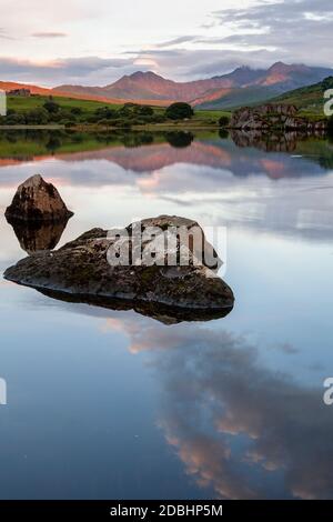 Llyn Mymbyr in the Snowdonia National Park, North Wales Stock Photo