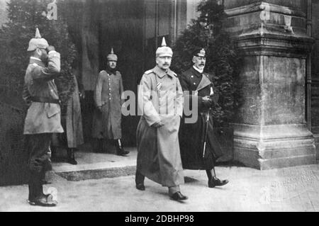 German Kaiser Wilhelm II with his large family Photomontage 1910 Stock ...