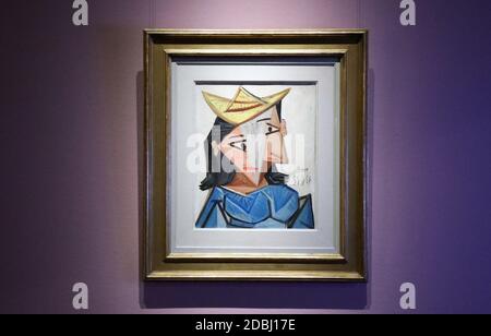 The Straw Hat by Pablo Picasso in Gothenburg Museum of Art Stock Photo