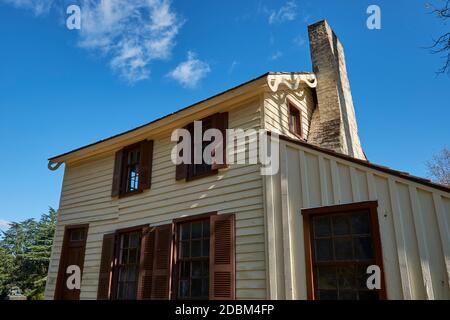 The historic, clapboard Innis House. At Fredericksburg & Spotsylvania National Military Park, Virginia. Stock Photo