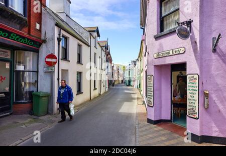 Michael Street in Peel with small shops and cafes Stock Photo