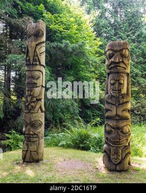 Totem poles, Van Dusen Botanical Garden, Vancouver, BC, Canada Stock Photo