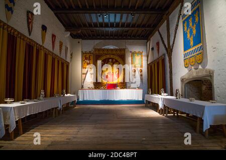 Interior of the Kings Hall. Rooms inside The Great Tower / Donjon ...