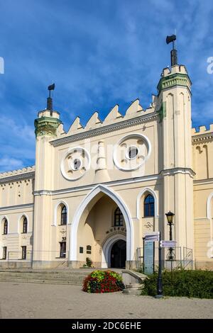 Lublin, Lubelskie / Poland - 2019/08/18: Facade and main entrance of the medieval Lublin Castle royal fortress in historic old town quarter Stock Photo