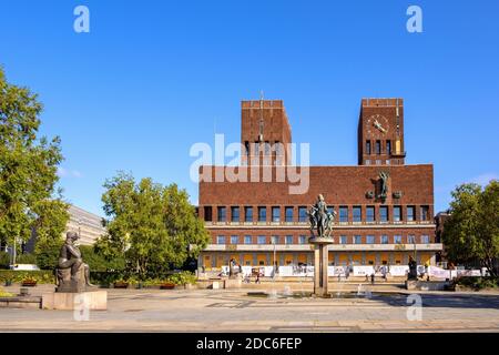 Oslo, Ostlandet / Norway - 2019/08/30: Oslo City Hall historic building - Radhuset - housing city council, municipality authorities and Nobel Peace Pr Stock Photo