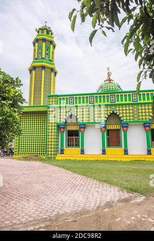 Colourful Mosque near Sabang, Pulau Weh Island, Aceh Province, Sumatra, Indonesia, Asia Stock Photo