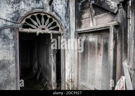 Ruins of Guru Kinayan Village, destroyed by the eruption of Sinabung Volcano, Berastagi (Brastagi), North Sumatra, Indonesia, Asia Stock Photo