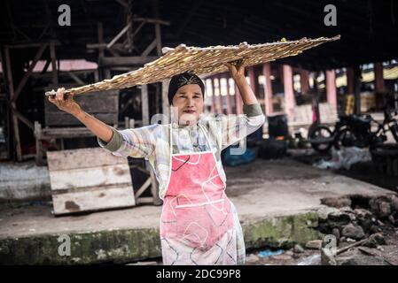 Krupuk (Kroepoek) production, Bukittinggi, West Sumatra, Indonesia, Asia Stock Photo