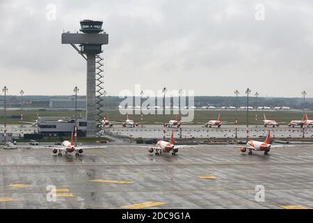 01.11.2020, Schoenefeld, Brandenburg, Germany - View of the apron from the visitor terrace of Berlin Brandenburg BER Airport. Aircraft of the airline Stock Photo
