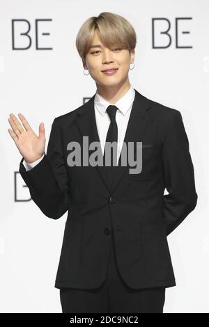 K-POP・アジア BTS 2020 THE PALT PHOTOBOK BTS OFFICIAL Photo Collection 8.5 x 11 Inch First Edition, K