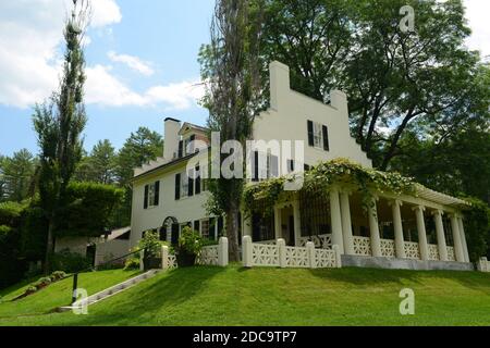 Saint-Gaudens House (Aspet), built in 1817, in Saint-Gaudens National Historic Site in Cornish, New Hampshire, USA. This is the only NPS site in New H Stock Photo