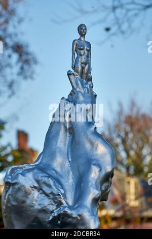 mary-wollstonecraft-statue-newington-green-london-stock-photo-alamy