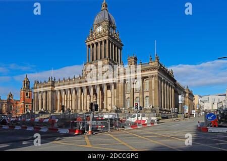 Chaotic Road works in Leeds City Centre November 2020 outside the Town Hall Stock Photo