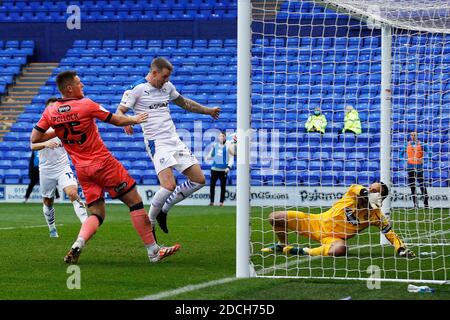 BIRKENHEAD, ENGLAND. NOVEMBER 21ST Tranmeres Peter Clarke heads home the second goal during the Sky Bet League 2 match between Tranmere Rovers and Grimsby Town at Prenton Park, Birkenhead on Saturday 21st November 2020. (Credit: Chris Donnelly | MI News) Credit: MI News & Sport /Alamy Live News