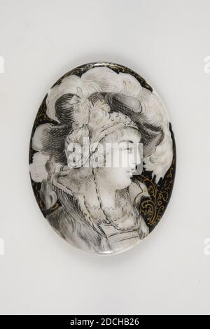 Anonymous, 18th century, General: 5.5 x 4.1 x 0.2cm 55 x 41 x 2mm, woman's portrait, Oval porcelain plate, probably a medallion, with a woman's portrait. She is depicted as a bust, all the way to the right, with a feathered hat on her head. The portrait is painted in grisaille, in white with gray on a black background, with gold ornaments. Letters or numbers are engraved on the unpainted back, 1888 Stock Photo