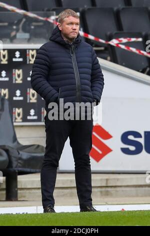 MILTON KEYNES, ENGLAND. NOVEMBER 21ST. Hull City's manager Grant McCann during the first half of the Sky Bet League One match between MK Dons and Hull City at Stadium MK, Milton Keynes on Saturday 21st November 2020. (Credit: John Cripps | MI News) Credit: MI News & Sport /Alamy Live News Stock Photo