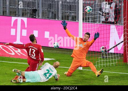 Eric MAXIM CHOUPO-MOTING (FCB 13) big chance, Jiri PAVLENKA, BRE 1 Oemer TOPRAK, BRE 21  at the match  FC BAYERN MUENCHEN - WERDER BREMEN in the 1.German Bundesliga, Season 2020/2021, match day 8, Munich, Germany,  November 21, 2020.  © Peter Schatz / Alamy Live News   Important: DFL REGULATIONS PROHIBIT ANY USE OF PHOTOGRAPHS as IMAGE SEQUENCES and/or QUASI-VIDEO -  National and international News-Agencies OUT Editorial Use ONLY Stock Photo