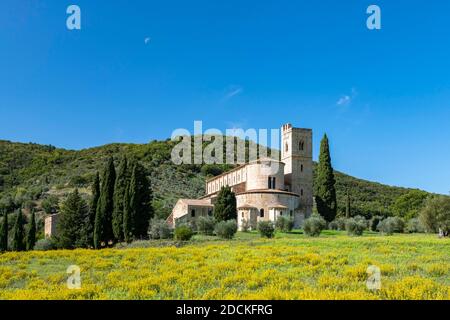 Abbazia di Sant Antimo, Monastery of Sant'Antimo, Province of Siena, Tuscany, Italy Stock Photo
