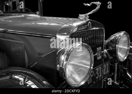 Oldtimer detail, Cadillac Seville 341, in black and white Stock Photo