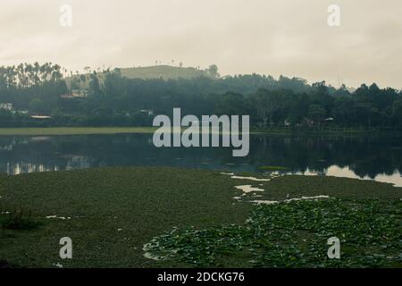 Scenic view of Yercaud lake which is one of the largest lakes in Tamil Nadu, India Stock Photo