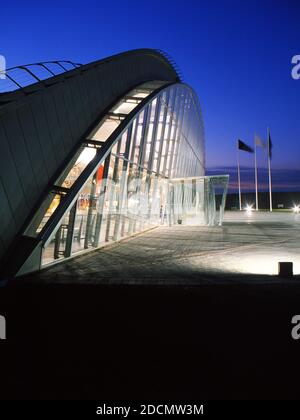 the-big-idea-irvine-north-ayrshire-scotland-opening-night-march-2000