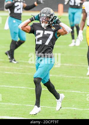 Jacksonville, FL, USA. 22nd Nov, 2020. Jacksonville Jaguars cornerback Chris Claybrooks (27) reacts after missing an interception during 1st half NFL football game between the Pittsburgh Steelers and the Jacksonville Jaguars at TIAA Bank Field in Jacksonville, Fl. Romeo T Guzman/CSM/Alamy Live News Stock Photo