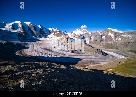 The summits of Piz Palü, Bella Vista, Piz Bernina, Piz Morteratsch and the upper parts of Pers Glacier and Morteratsch Glacier, seen from Munt Pers ne Stock Photo