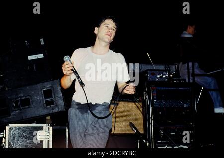 Jim Kerr from Simple Minds live at the Lyceum. London, 07.12.1982 | usage worldwide Stock Photo