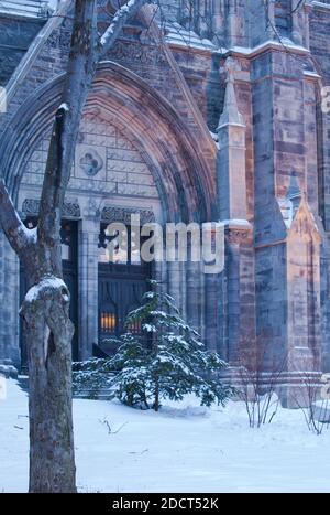 St. George's Anglican Church - Église Saint-Georges de Montréal, Québec, Canada, North America Stock Photo