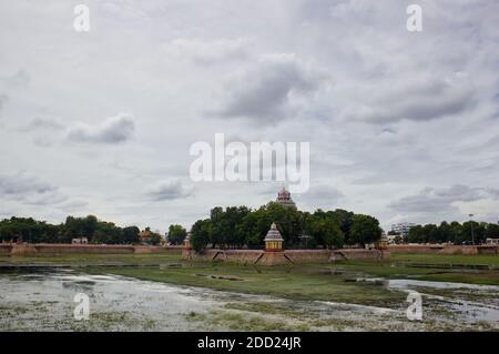 Vandiyur Mariamman Temple or Maariamman Kovil Teppakulam in Madurai ...
