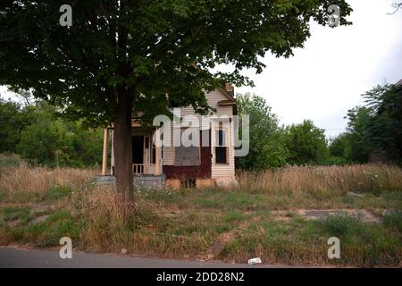 Inner city Detroit neighborhoods, filmed ca 2010, by Dembinsky Photo Assoc Stock Photo