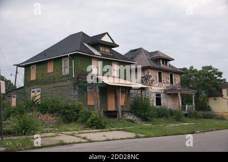 Inner city Detroit neighborhoods, filmed ca 2010, by Dembinsky Photo Assoc Stock Photo