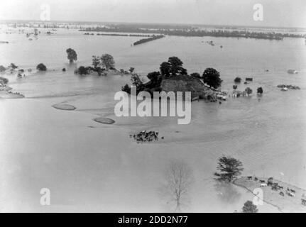 Great Mississippi River flood, April 29, 1927 Stock Photo