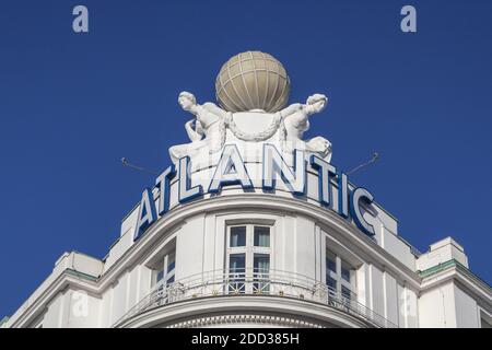 geography / travel, Germany, Hamburg, Hamburg, globe on the hotel Atlantic Kempinsky, Additional-Rights-Clearance-Info-Not-Available Stock Photo