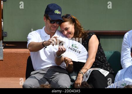 Actor Jamie Bamber nad his wife Kerry Norton attend the 2018 French Open - Day Five at Roland Garros on May 31, 2018 in Paris, France. Photo by Laurent Zabulon/ABACAPRESS.COM Stock Photo